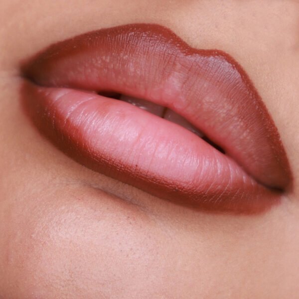 CHUCKY LIP LINER - Imagen 2